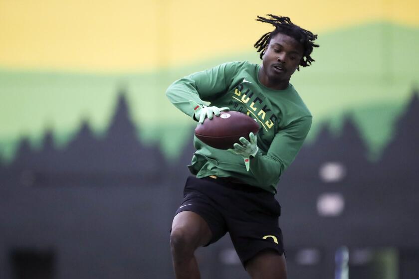 FIEL - Oregon cornerback Khyree Jackson participates in a position drill at the school's NFL Pro Day, Tuesday, March 12, 2024, in Eugene, Ore. The Minnesota Vikings selected Oregon cornerback Khyree Jackson in the fourth round with the 108th overall pick. (AP Photo/Amanda Loman)