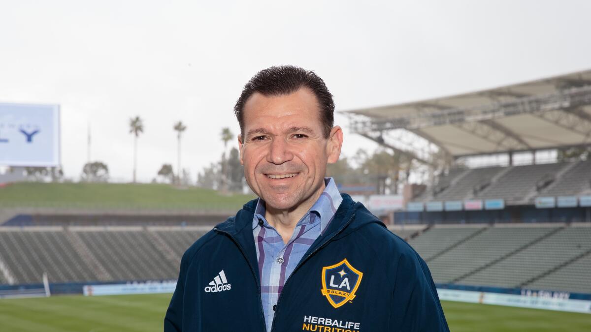 It's going to be a spectacle: LA Galaxy, LAFC await record