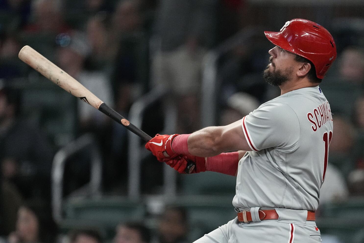 Schwarber hits 483-foot homer, 4 other Phillies go deep in 7-1 win