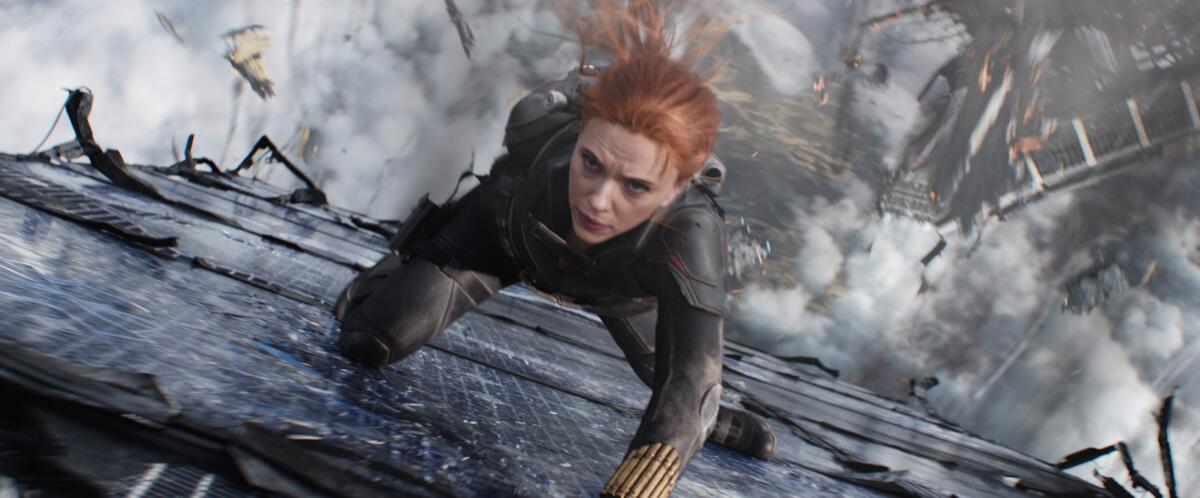 una escena de "Black Widow". (Marvel Studios-Disney via AP)