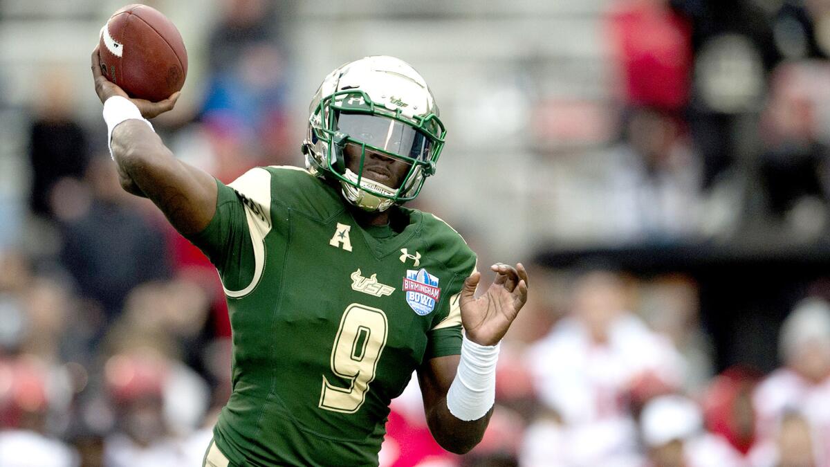 South Florida quarterback Quinton Flowers passed for four touchdowns and ran for another against Texas Tech on Saturday.