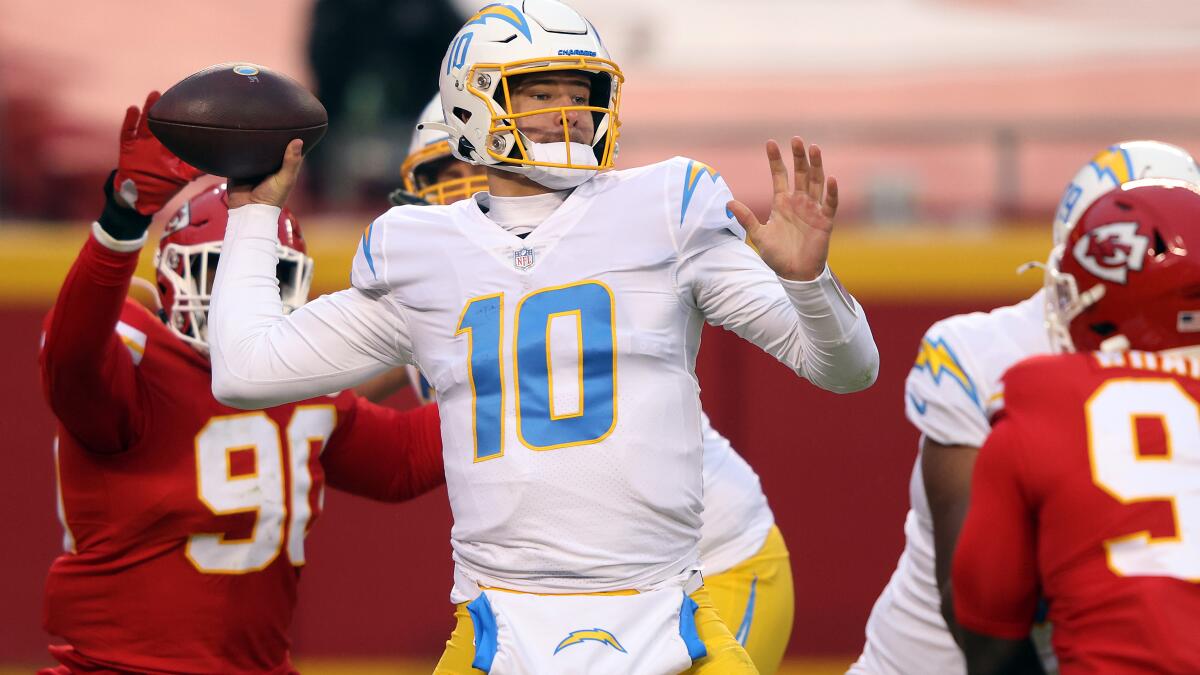 Column: Nick Canepa's Chargers grades vs. Miami Dolphins - The San