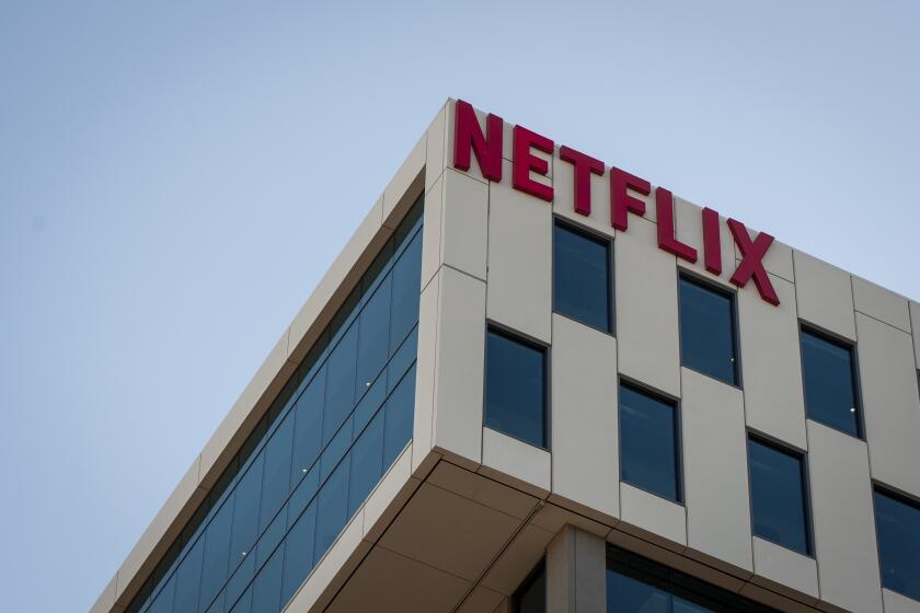 Netflix suspende a tres empleados que protestaron por un filme cómico