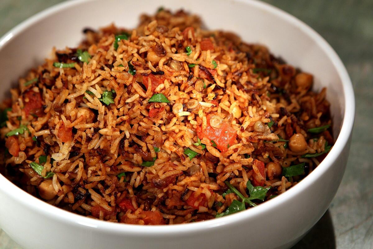 Recipe: Rice pilaf with chickpeas, lentils and browned onions. - Los ...