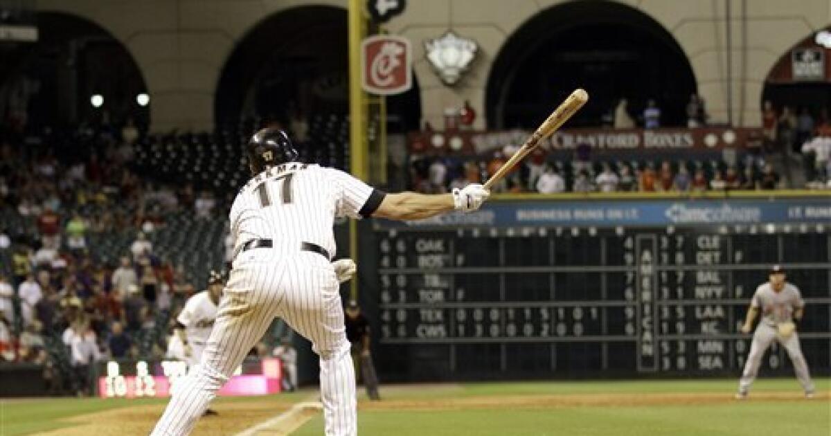 Lee, Berkman homer in Astros' 9-1 win over Pirates - The San Diego  Union-Tribune