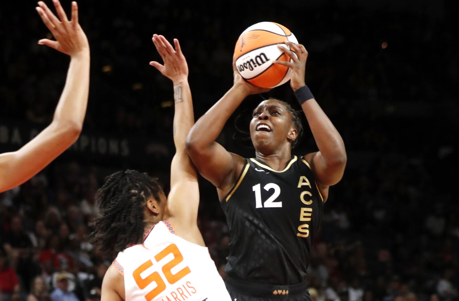 WNBA round-up: League-leading Connecticut Sun win seventh straight