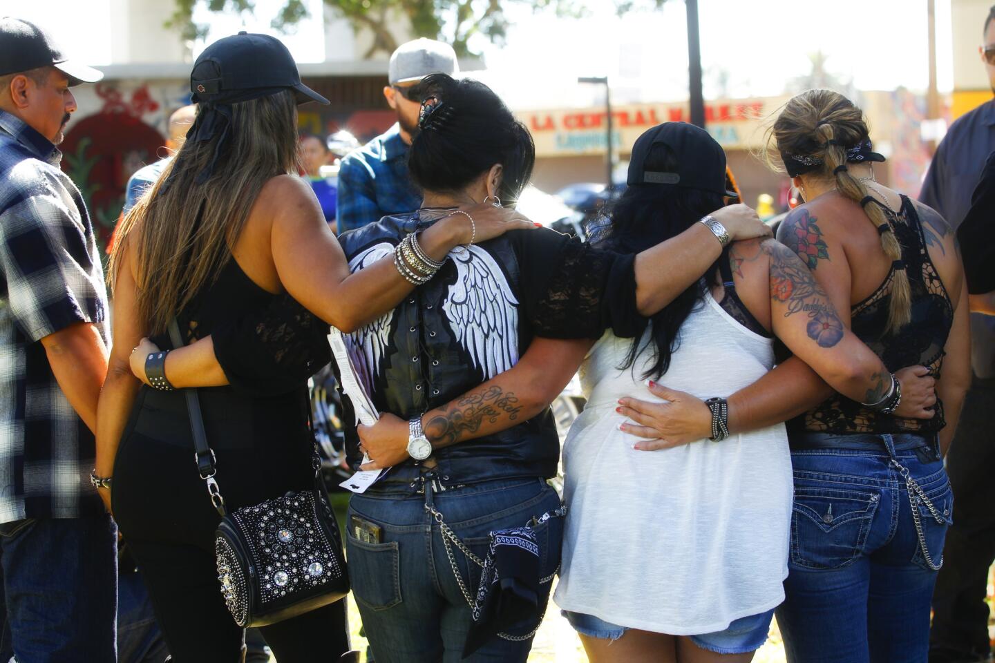 Witnesses and community grieve at Chicano Park