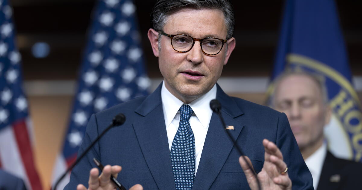 GOP liderleri Harris'i Trump'a faşist dediği için eleştirdi