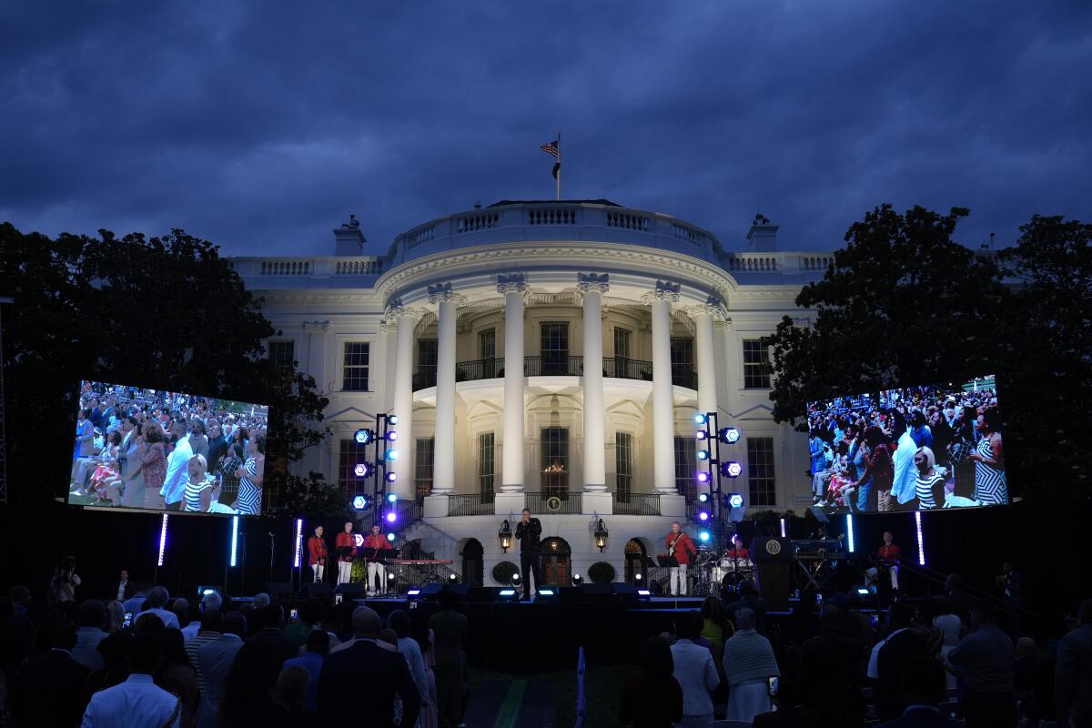 A concert outside the White House