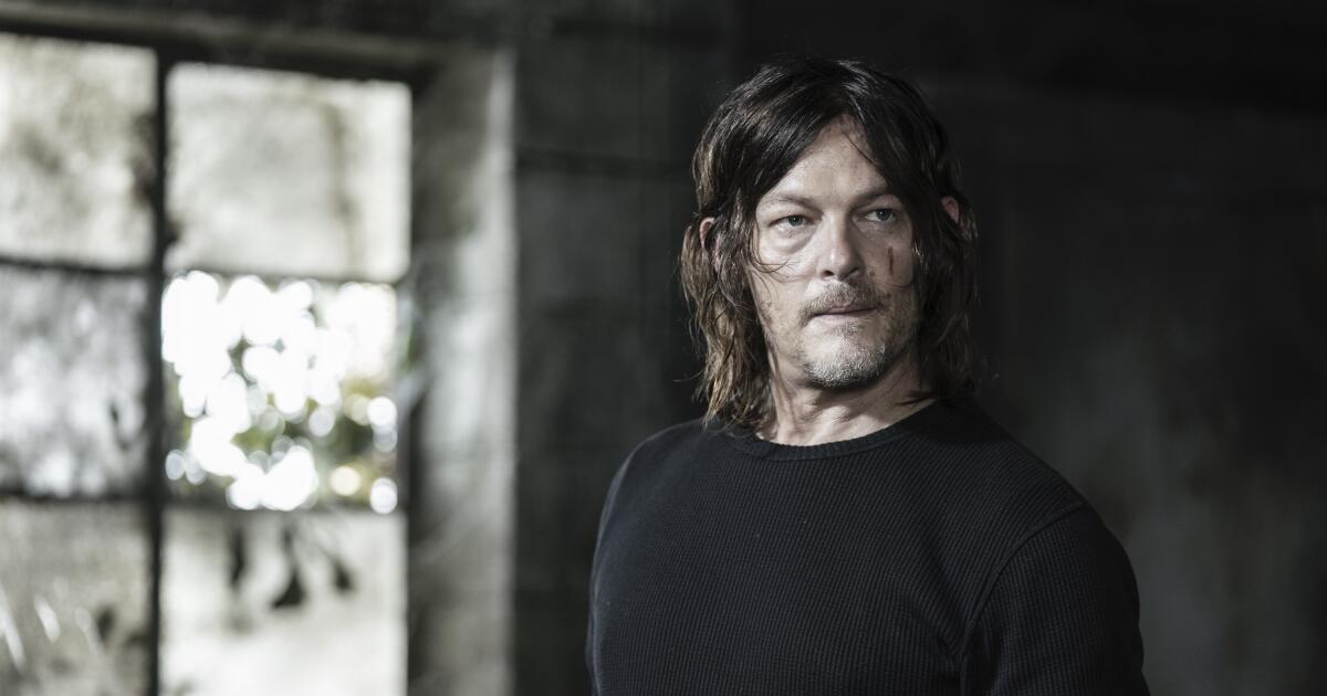 Norman Reedus and ‘Walking Dead’ alumni salute Seven, the dog who played Daryl’s Dog