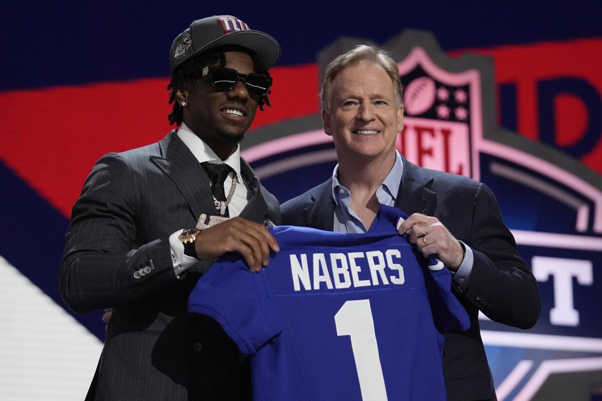 Malik Nabers, novo jogador do New York Giants, durante sua escolha no NFL Draft (Foto: San Diego Union-Tribune)