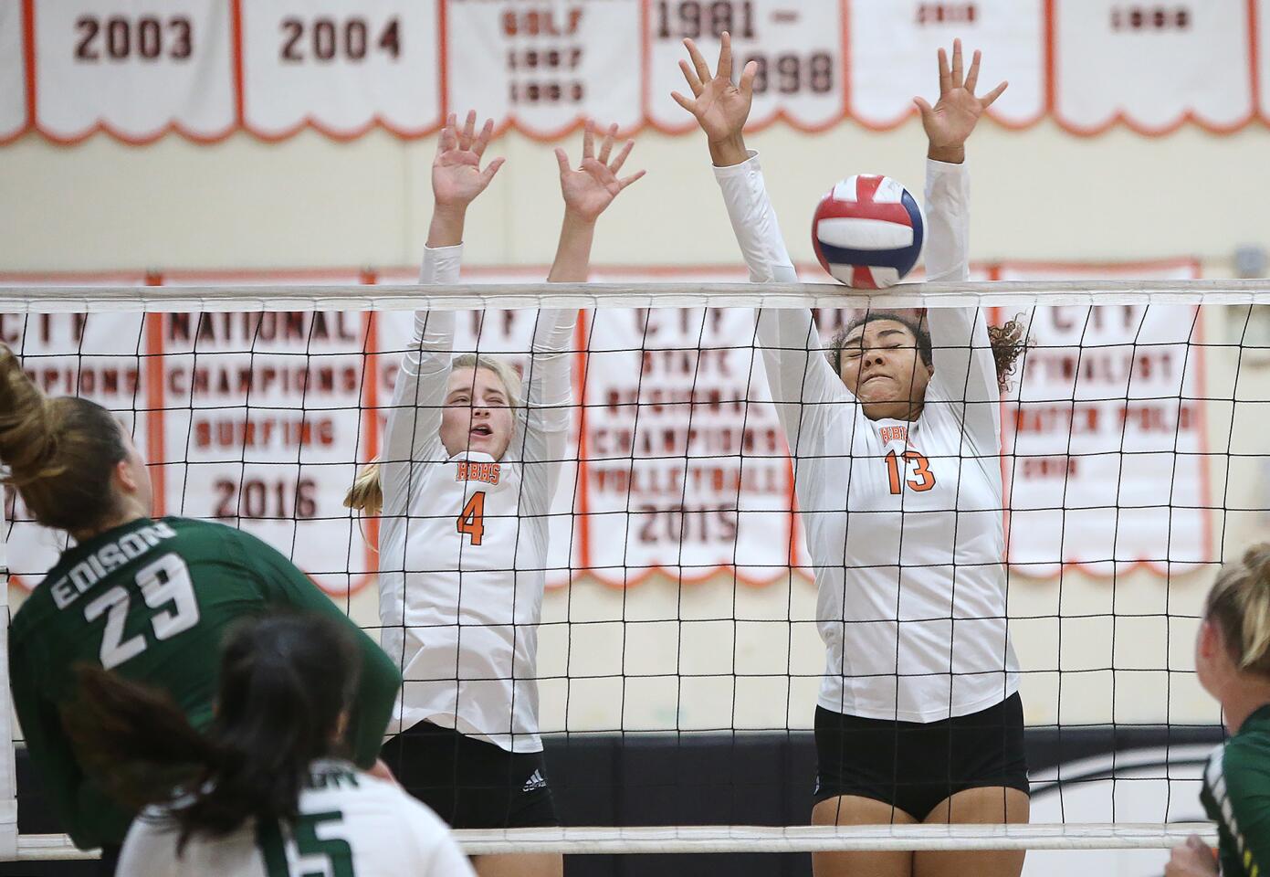 Photo Gallery: Edison vs. Huntington Beach in girls’ volleyball