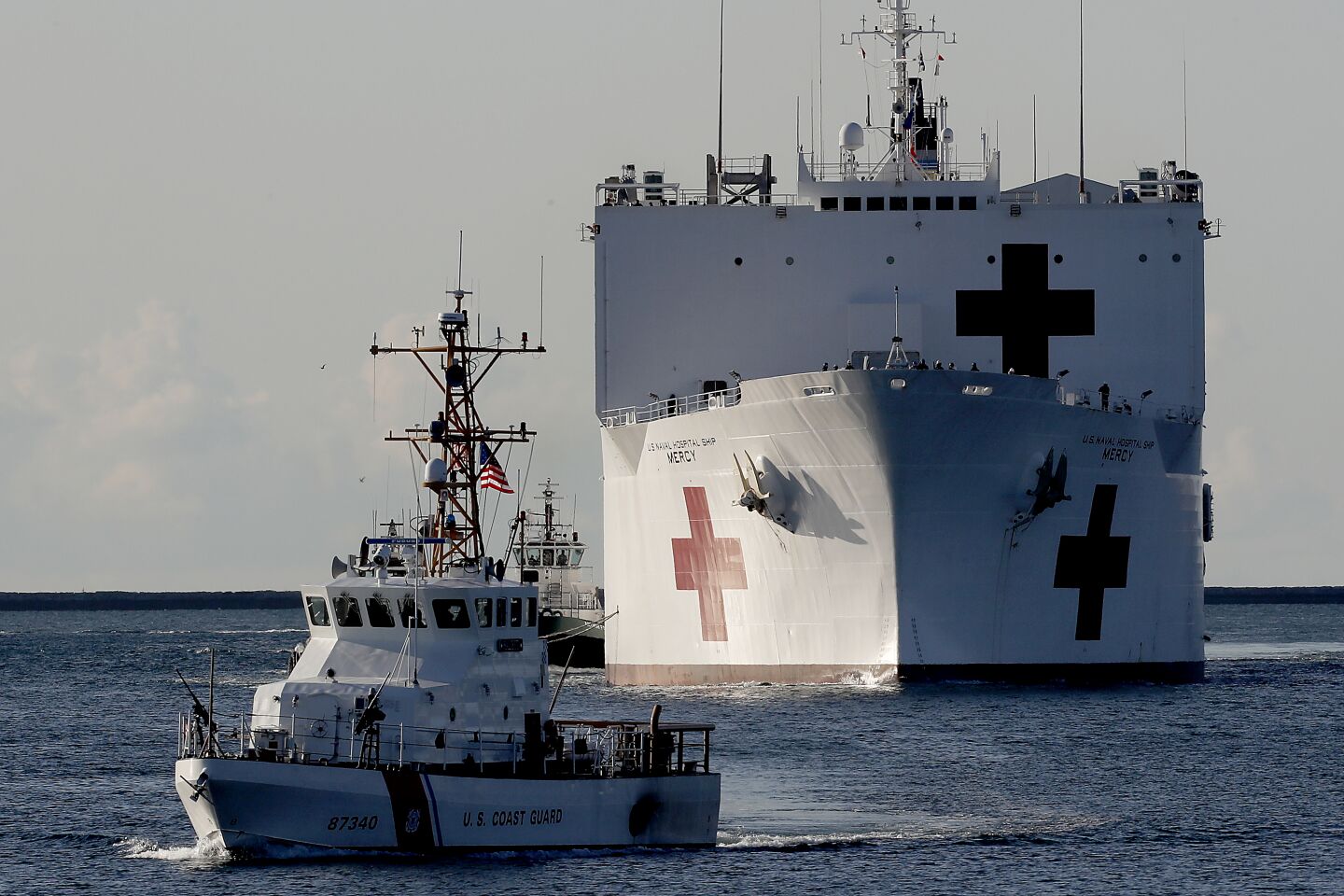 USNS Mercy arrives in San Pedro