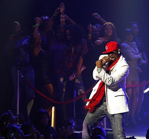 Thee R. Kelly R. Kelly - Los Angeles Times