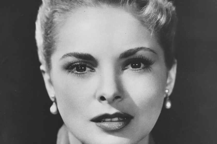 Leigh pics janet Janet Leigh