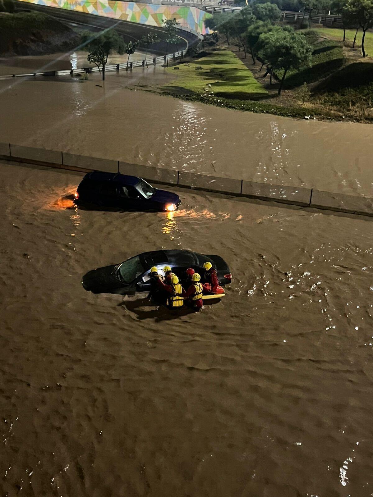 Elemento de rescate en Rosarito