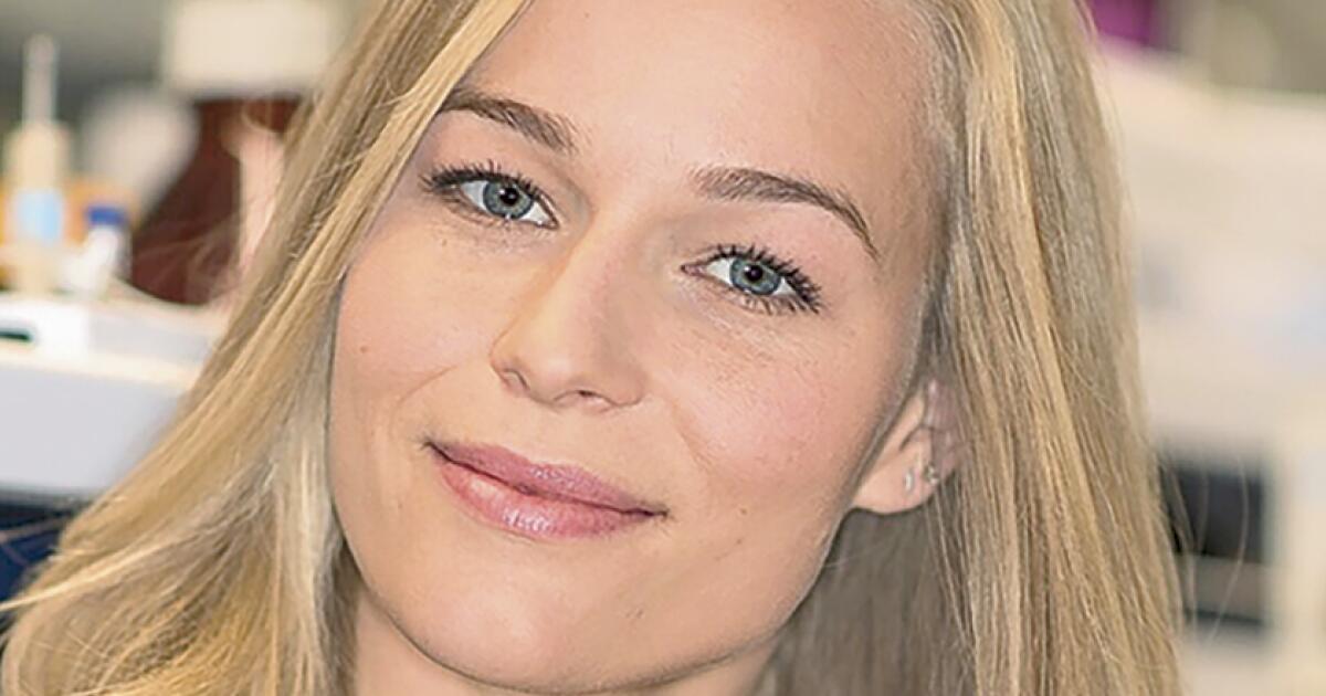 Finalist: Daisy Robinton - Los Angeles Times