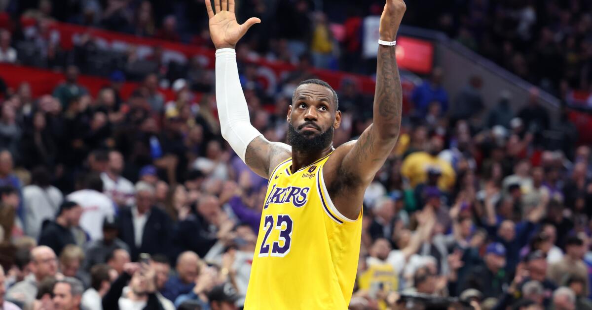 LeBron James rallies Lakers from 21 down in the fourth to stun the Clippers