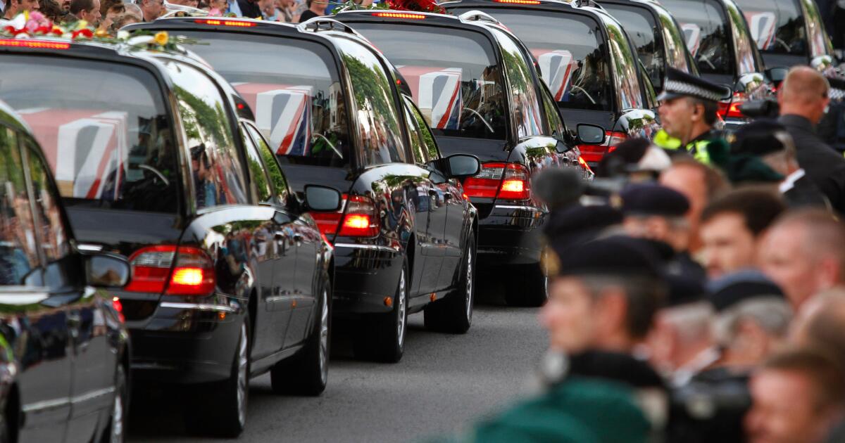 O Stormer britânico classificou os comentários de Trump sobre as tropas não americanas da OTAN no Afeganistão de ‘insultuosos’ e ‘brutais’. O Stormer britânico classificou os comentários de Trump sobre as tropas não americanas da OTAN no Afeganistão de ‘insultuosos’ e ‘brutais’.