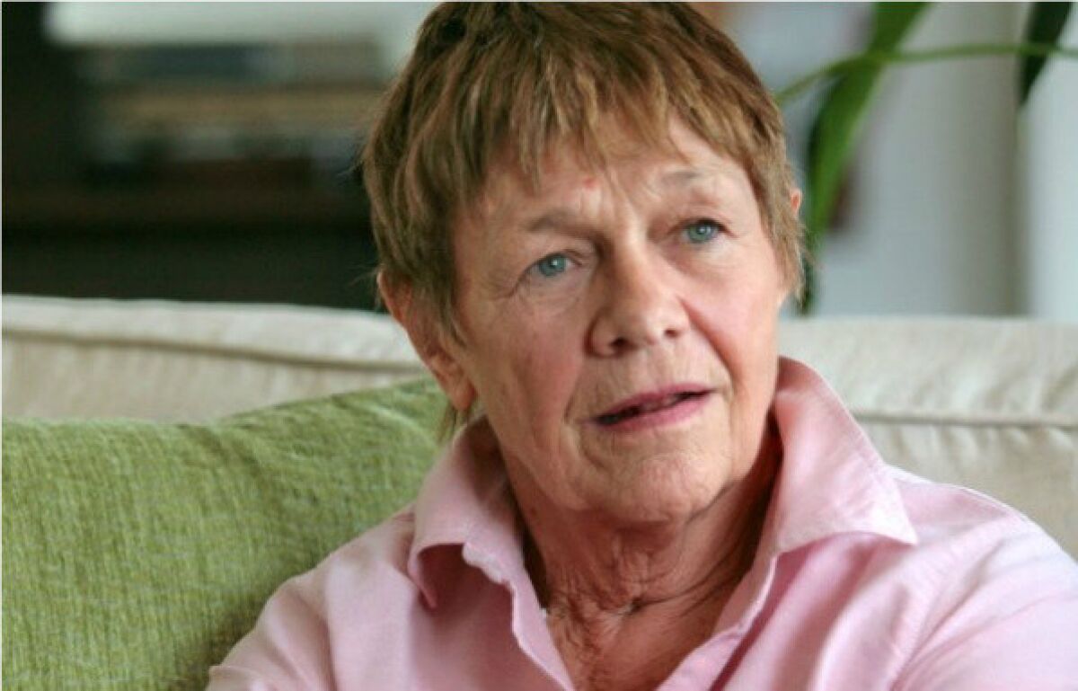 Estelle Parsons will star in the Broadway production of "The Velocity of Autumn," opening in April.