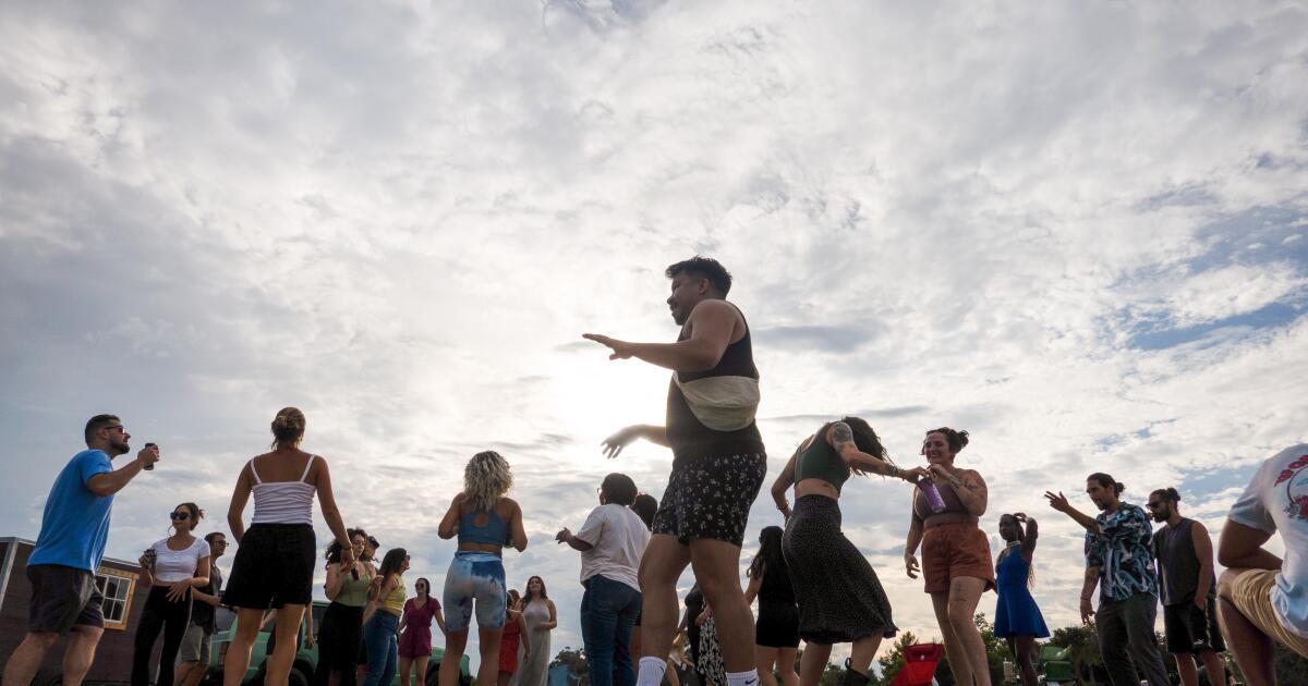 Alcohol-free dance parties taking over Los Angeles - Los Angeles Times