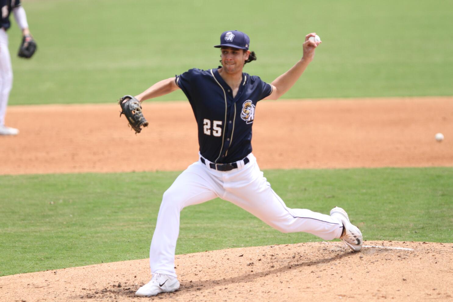 Padres' 16-year-old prospect makes minor league debut, doubles in