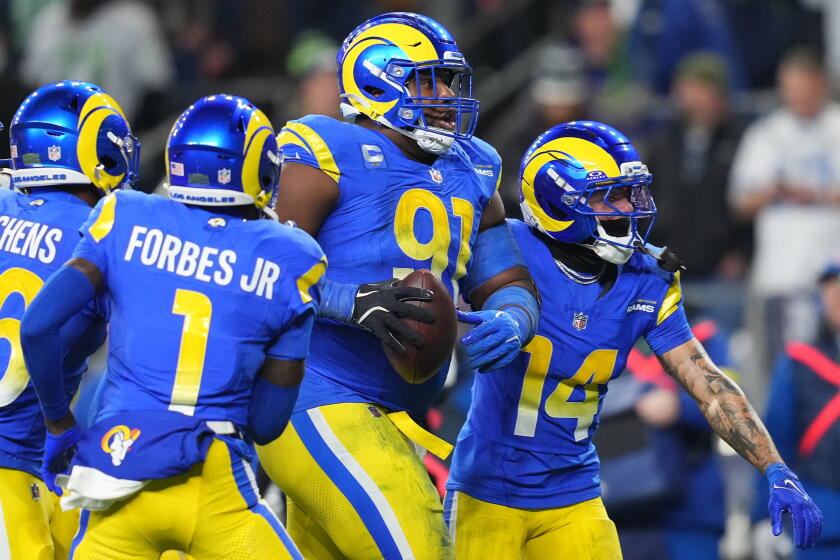 Freeway Rams Meet the Freeway Fan, the Rams' traffic-preaching inspiration - Los ...