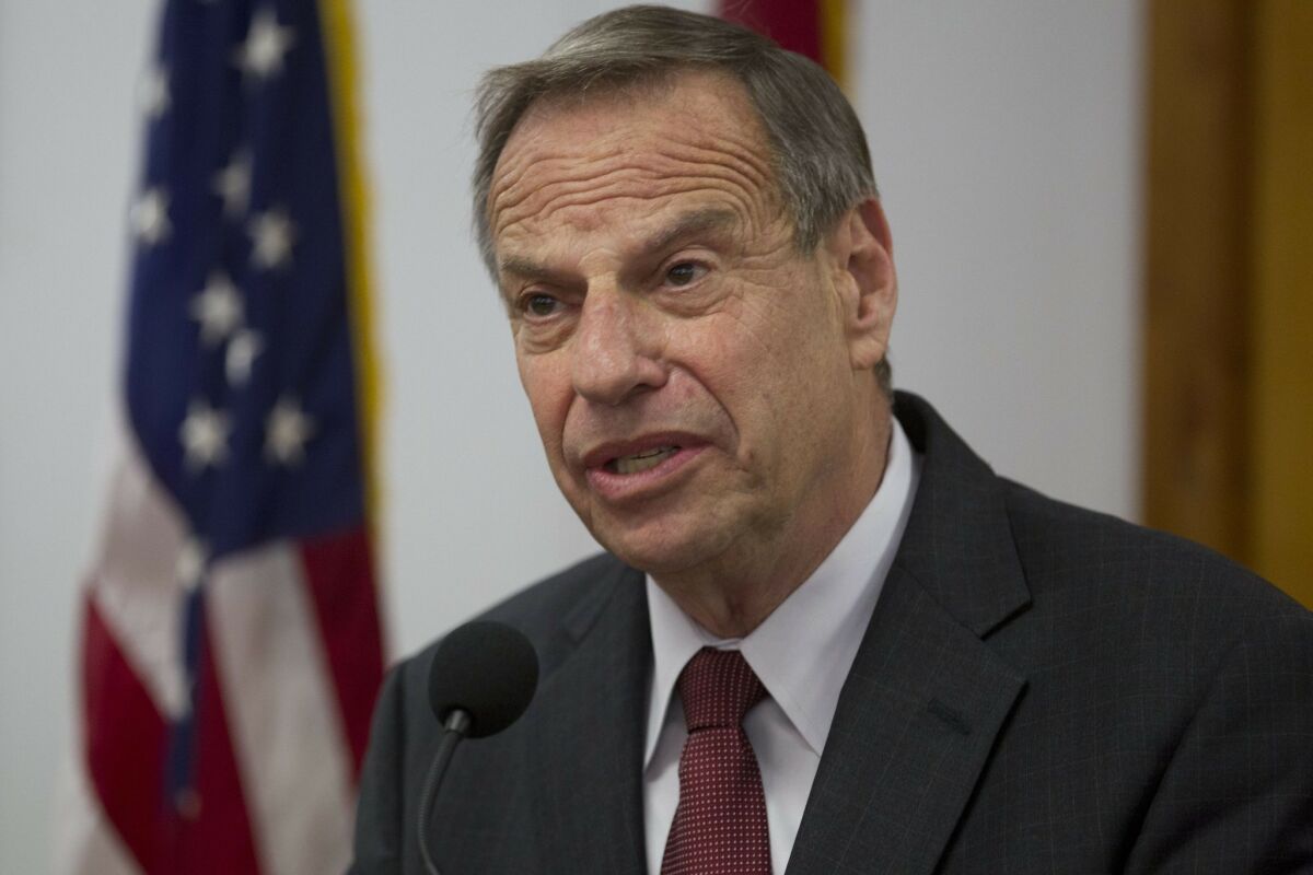 San Diego Mayor Bob Filner announced on Friday July 26, 2013  that he was placing himself in a two week program to start him on a road to correct his inappropriate behavior towards women. 