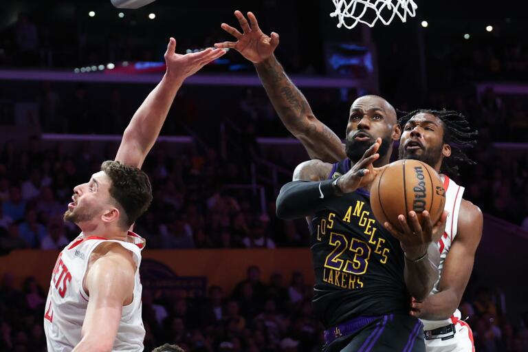 It’s over! Lakers prove they’re better than overmatched Rockets - Los ...