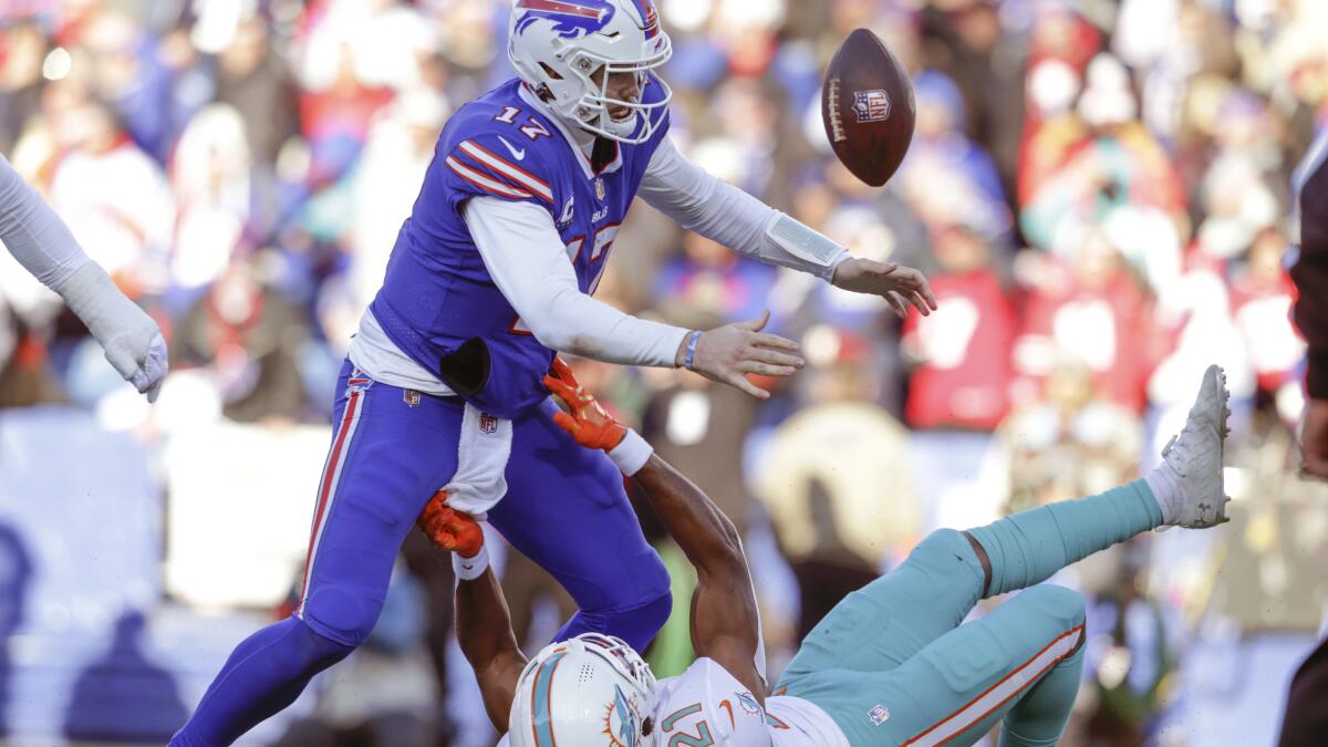 Bills host Bengals in playoffs 3 weeks after game canceled - The San Diego  Union-Tribune