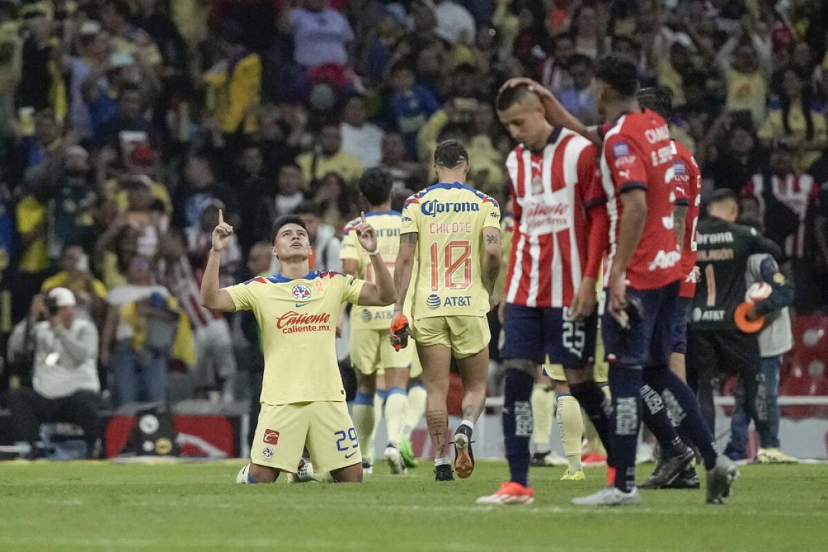 El jugador de América Ramón Juáez, 