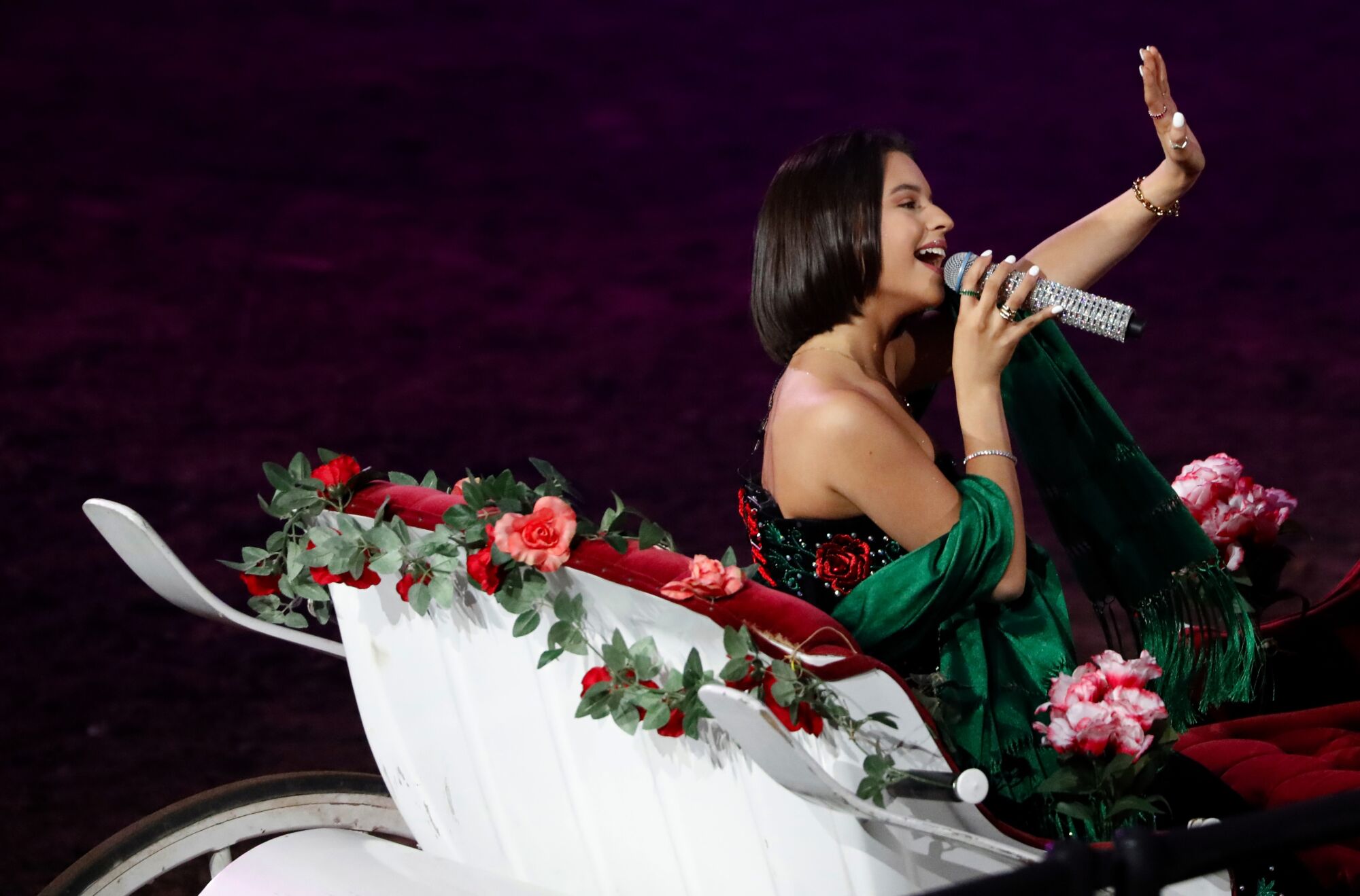 Ángela Aguilar rendirá tributo a Flor Silvestre, Selena Quintanilla y muchas más.