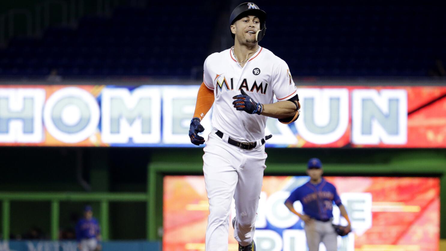 A healthy Giancarlo Stanton ignites talk of chasing the home run record -  Los Angeles Times