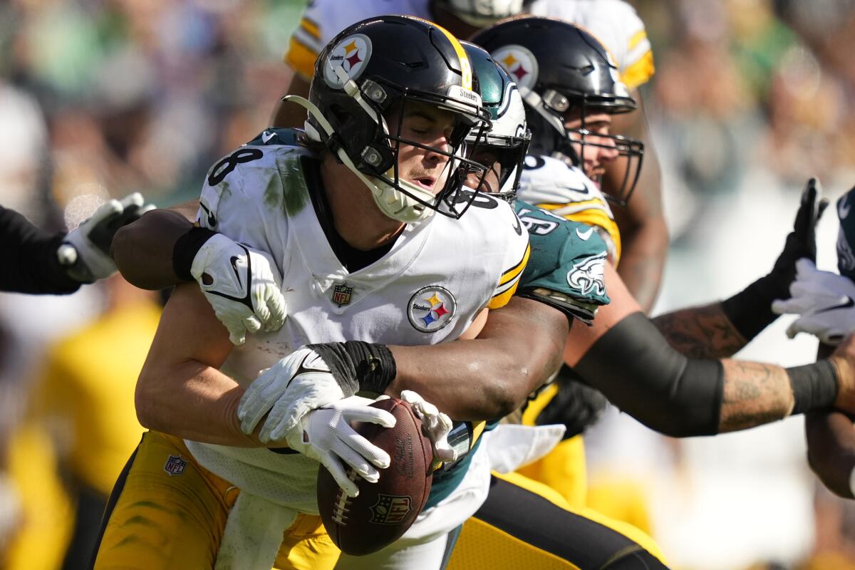 Pickett orders Steelers to 'study more' after loss to Eagles - The