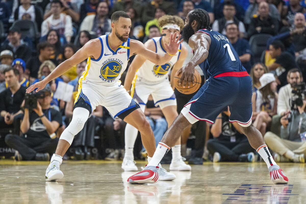 Ivica Zubac’s double-double helps elevate Clippers to victory over Warriors Ivica Zubac’s double-double helps elevate Clippers to victory over Warriors