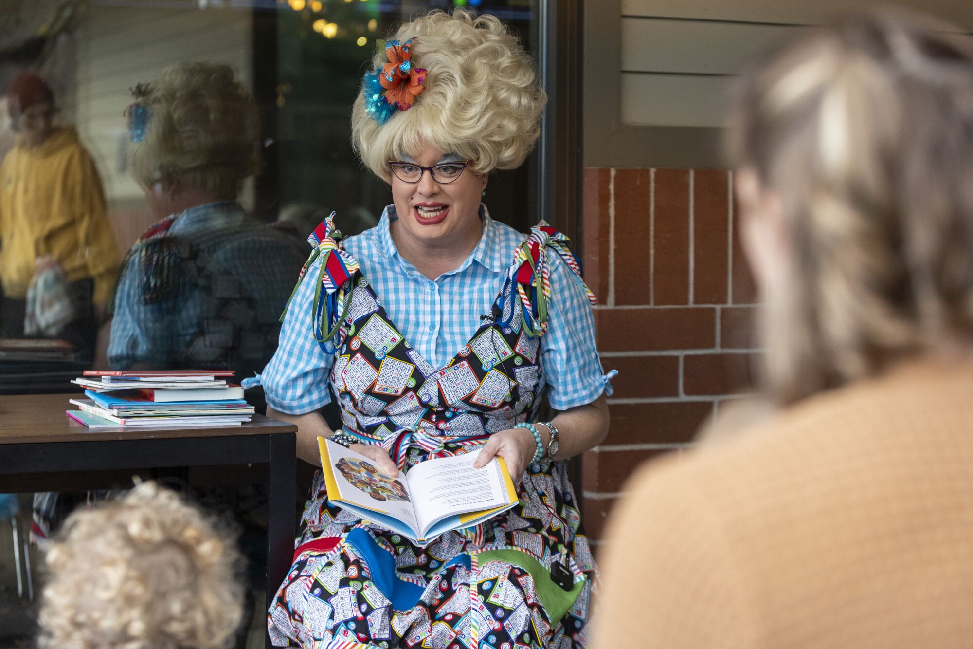 How drag queen story hours became a target of right-wing attacks - Los ...