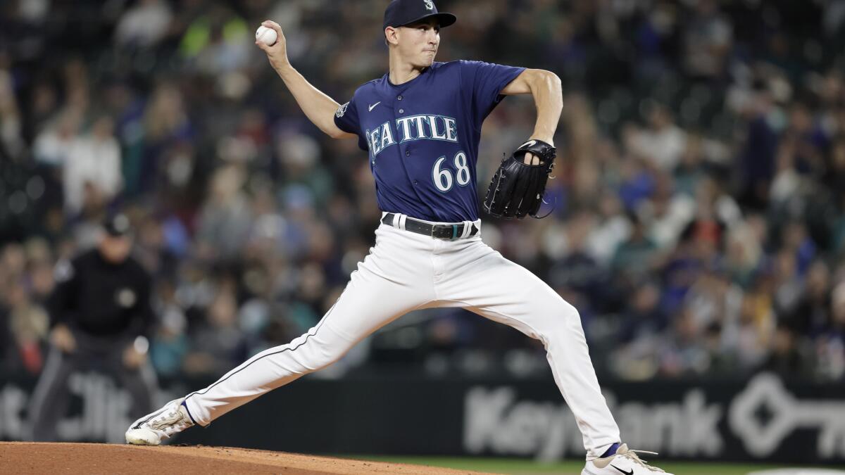 Mariners' George Kirby throws record 24 straight strikes to open game