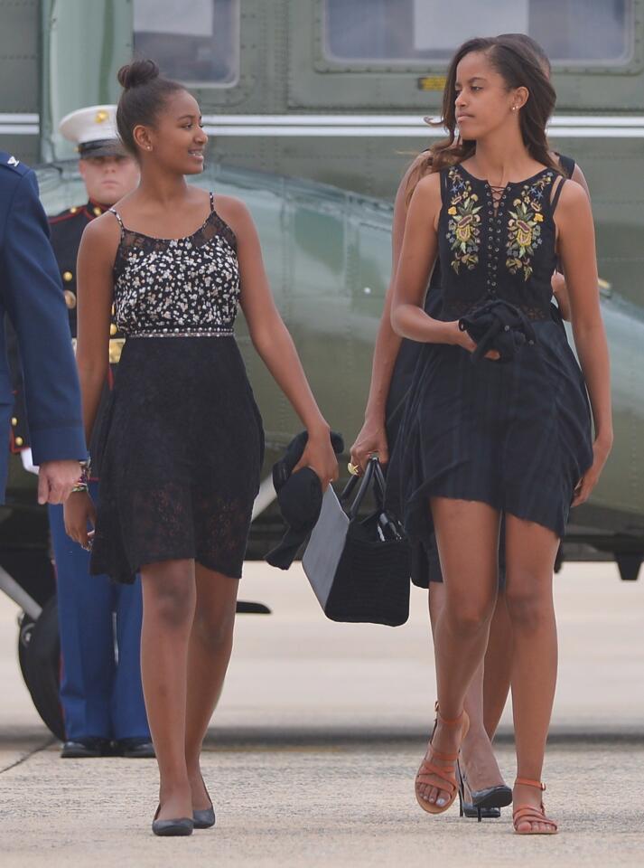 Sasha and Malia Obama