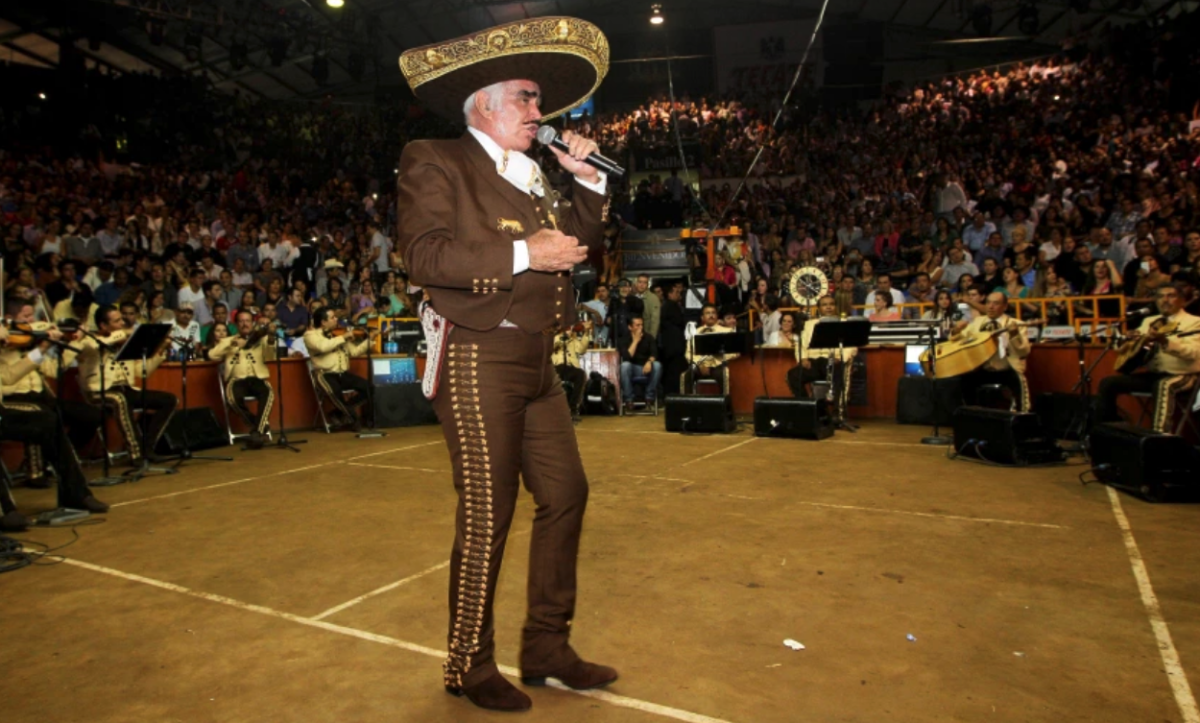 Fotografía de archivo fechada el 13 de octubre e 2012, del cantante mexicano, Vicente Fernández