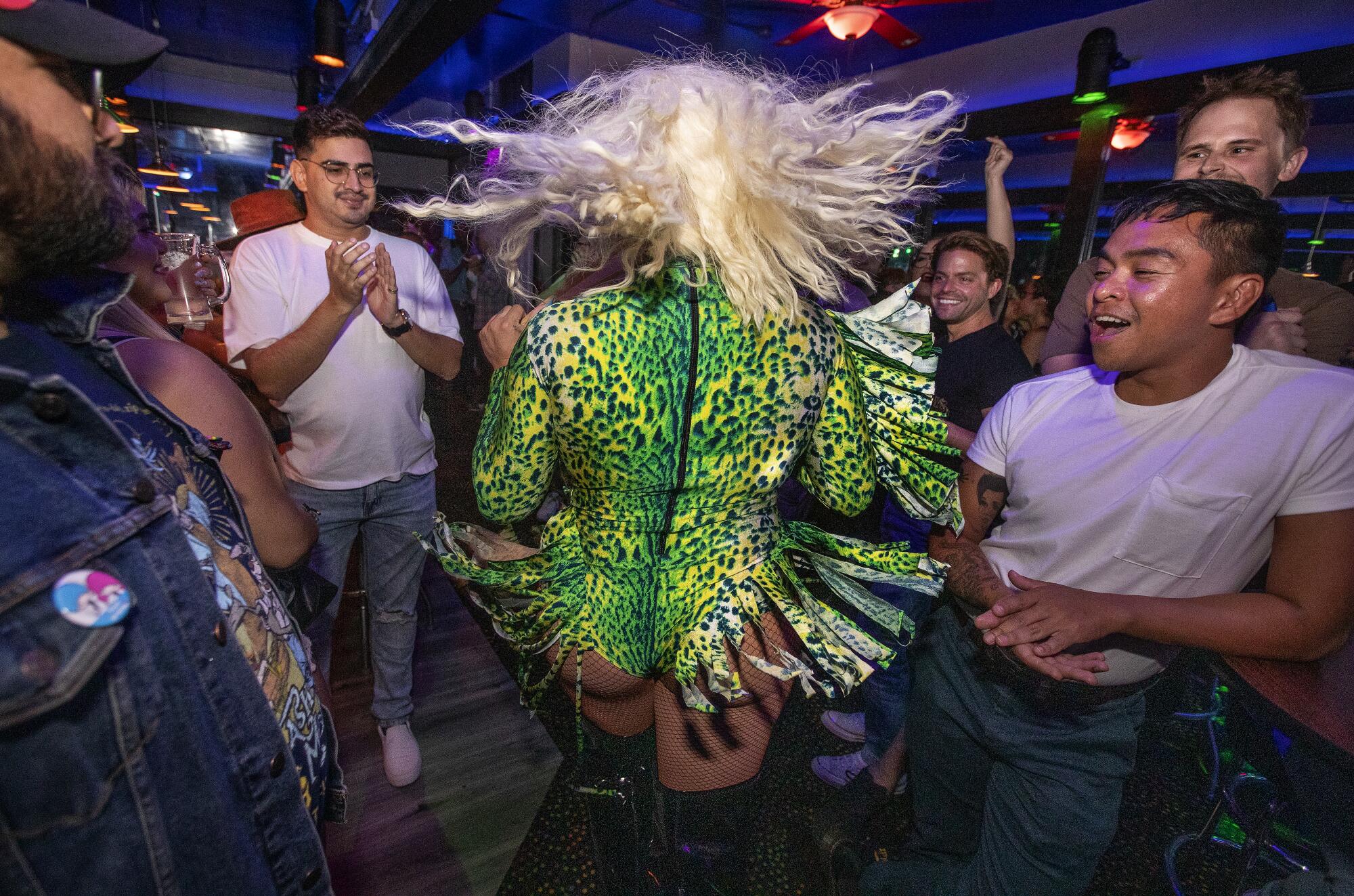 Pasadena gay bar reopens with drag, karaoke after COVID woes - Los