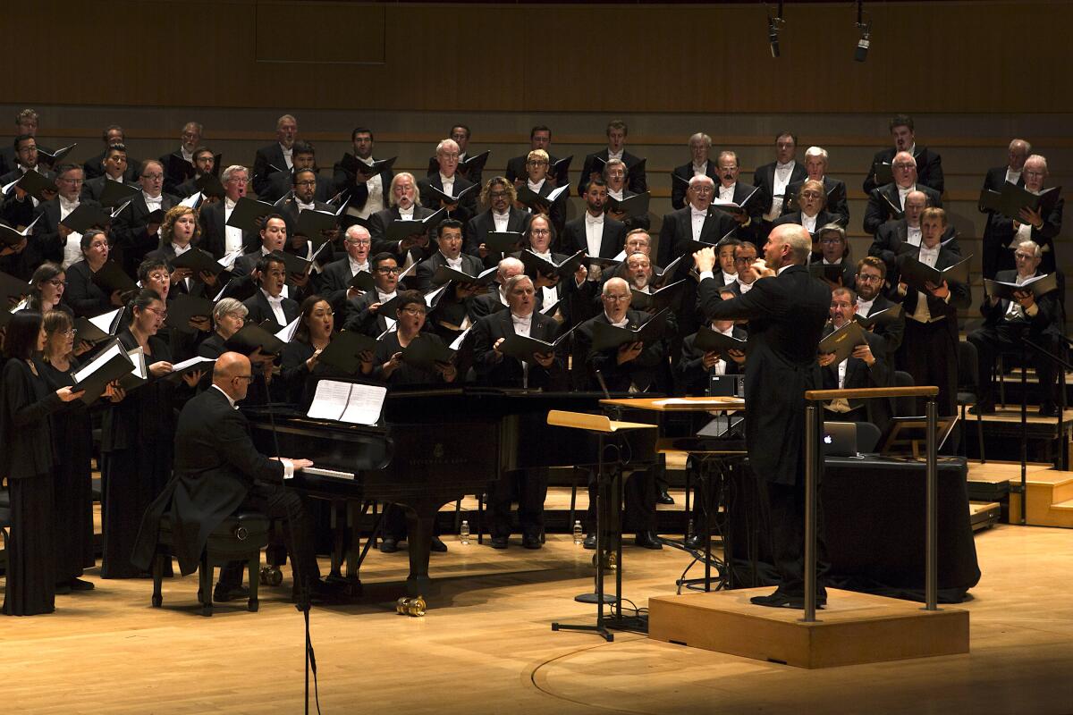 Robert Istad conducts the Pacific Chorale.