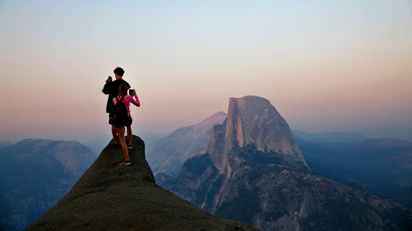 Smoke from Mariposa fire obscures vistas in Yosemite National Park