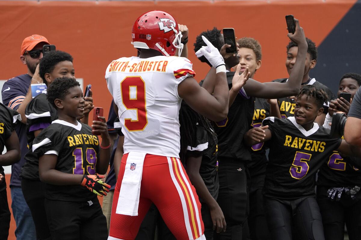 Chiefs' new wide receivers have experience with elite QBs - The