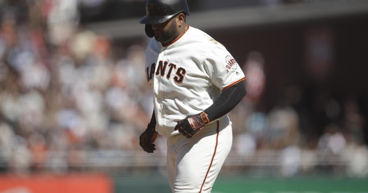 SF Giants visited by 'Kung Fu Panda,' Pablo Sandoval