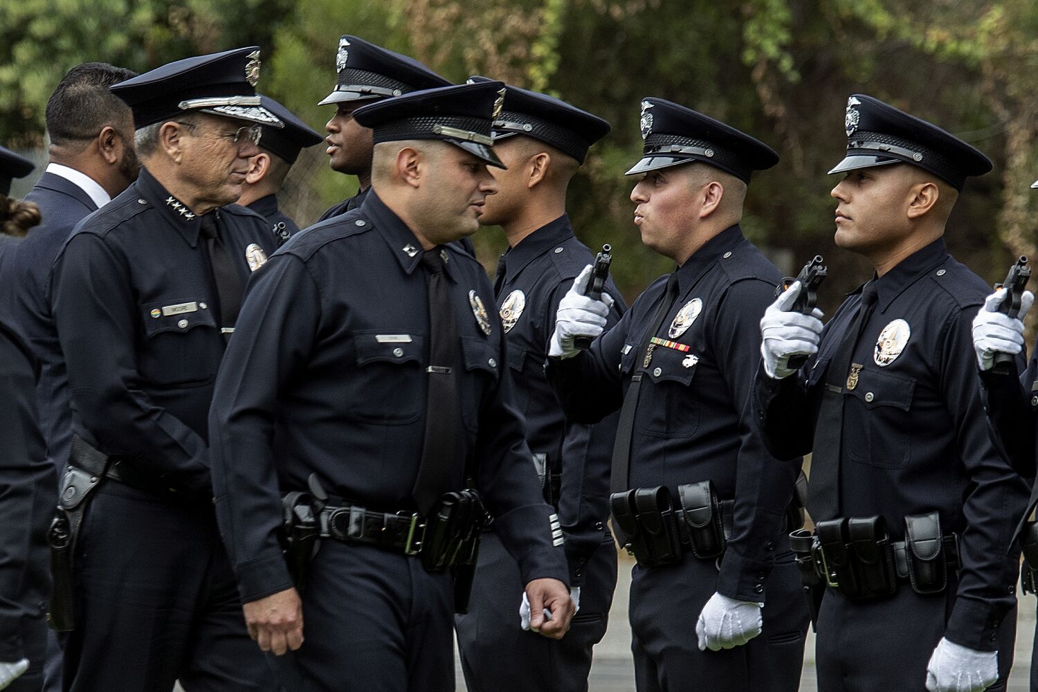Starting pay for LAPD officers would go up by 11% under deal reached by Bass, union