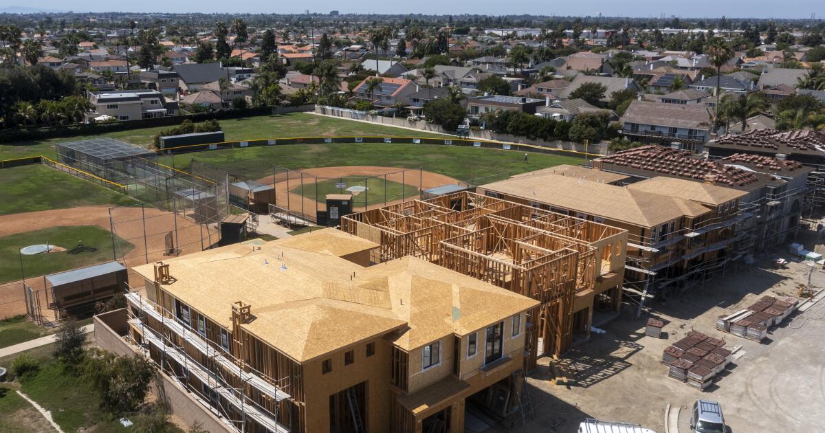 State wins a round in fight with Huntington Beach to build more housing