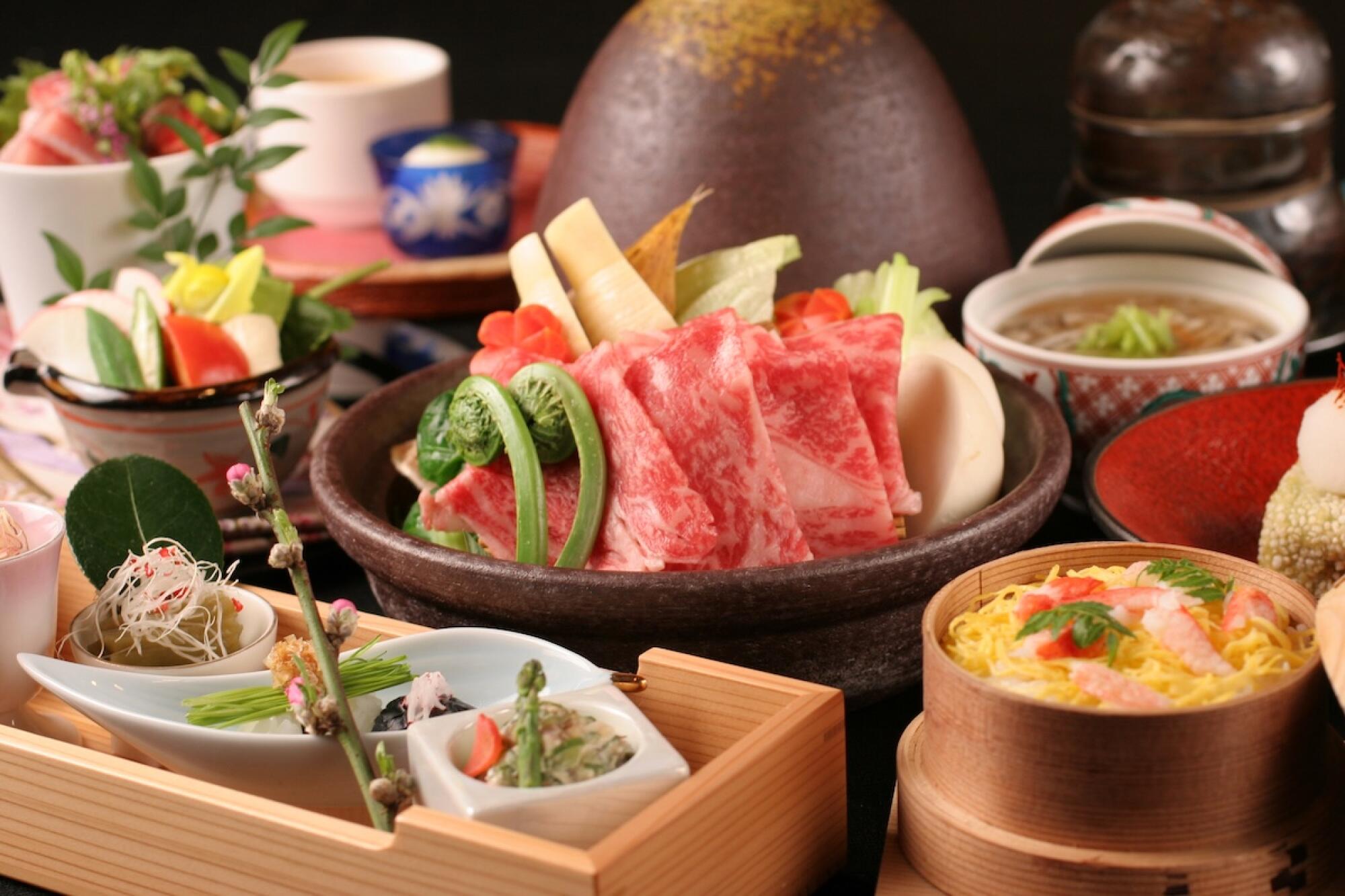 東京での食事風景。