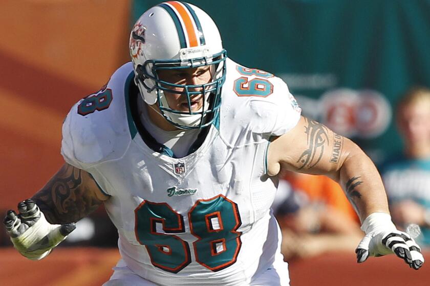 Former Dolphins guard Richie Incognito has been cleared to play by the NFL.