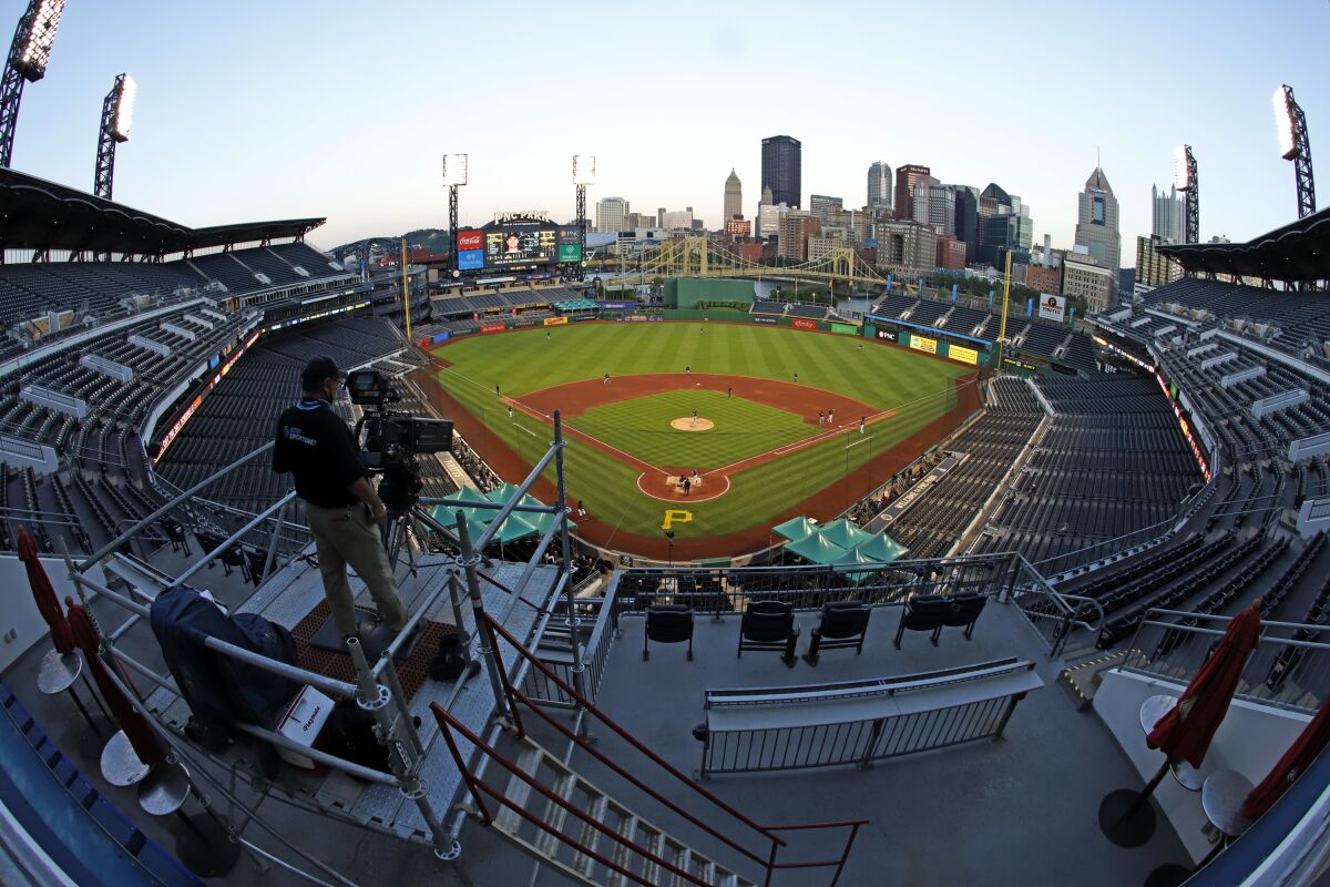 Cleveland Indians and Pittsburgh Pirates schedule three preseason