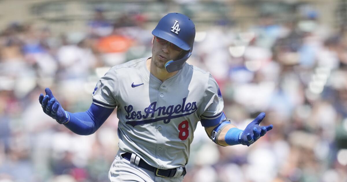 Dodgers dokuzuncu turda beş sayılık üstünlüğünü kaybetti, onuncu turda Tigers'a yenildi